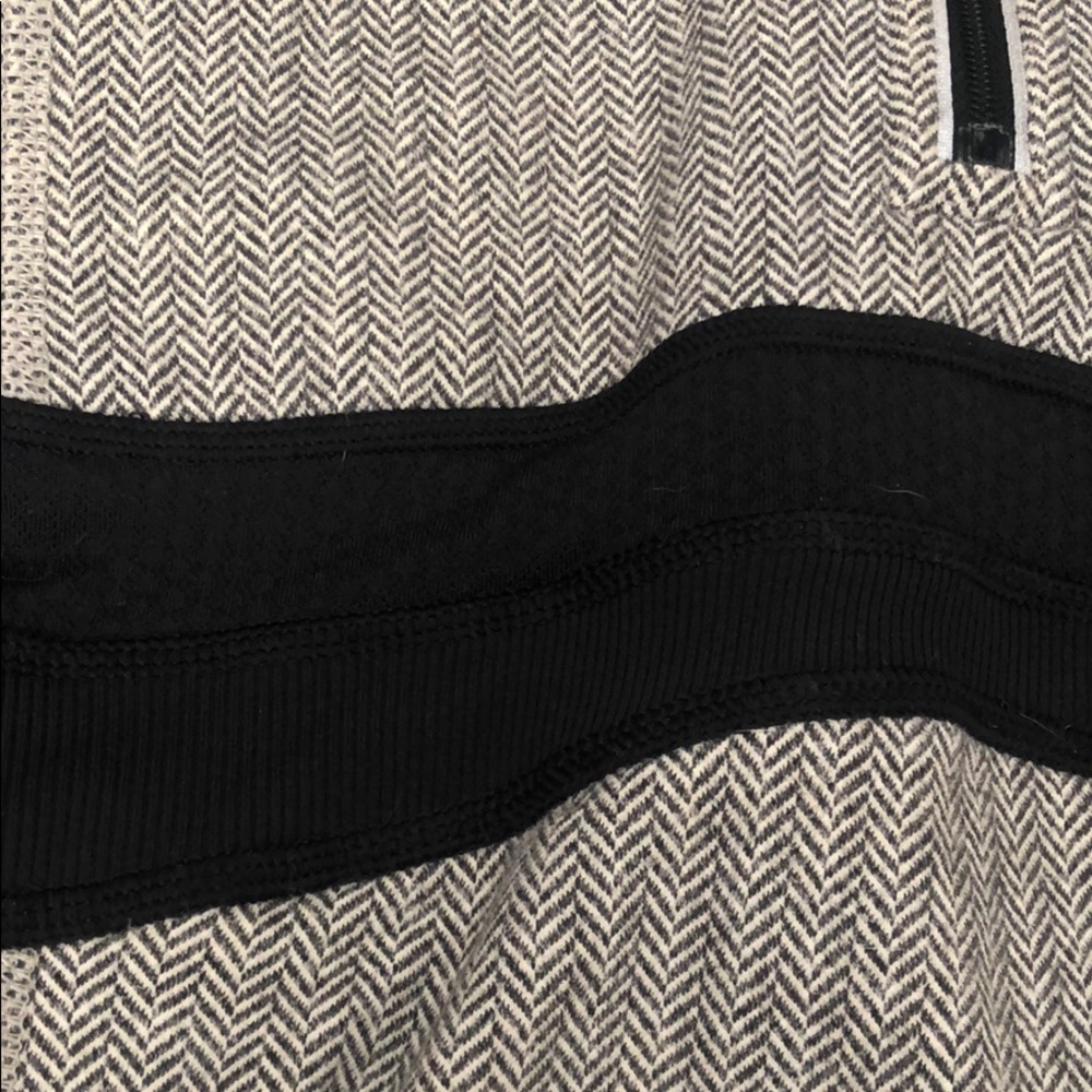 Lululemon jacket - Picture 2 of 4